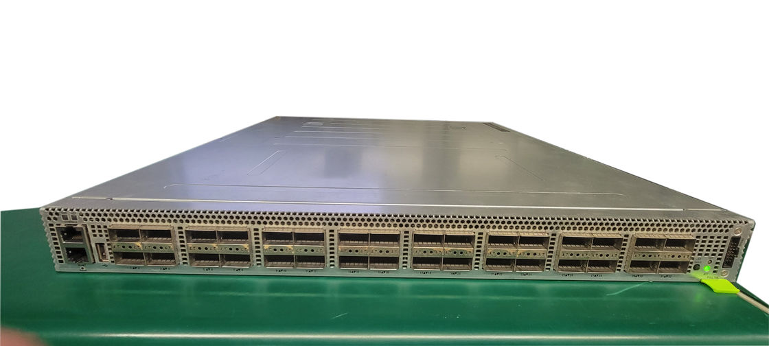 Commutateur programmable P4 48VDC MBF-P4032X d'Ethernet de QSFP28 9,5 Bpps