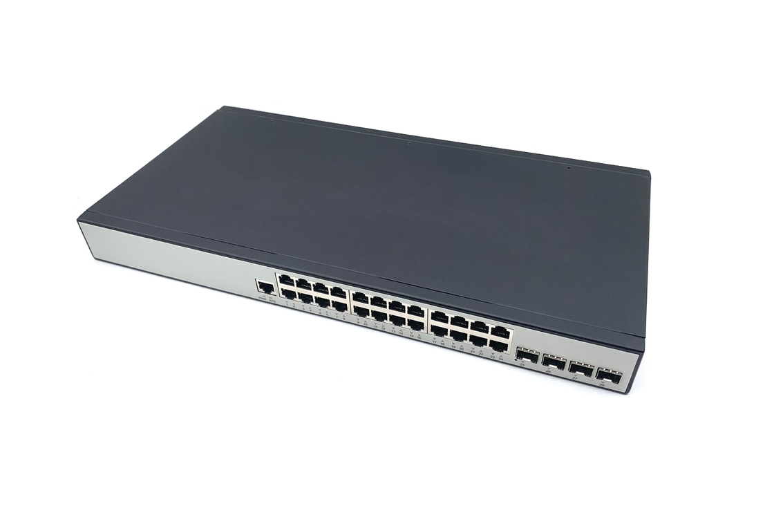Commutateur 24 x 10/100M d'Ethernet de la gestion L3/1000M/2.5G ports de la base-T 6 X 10G SFP